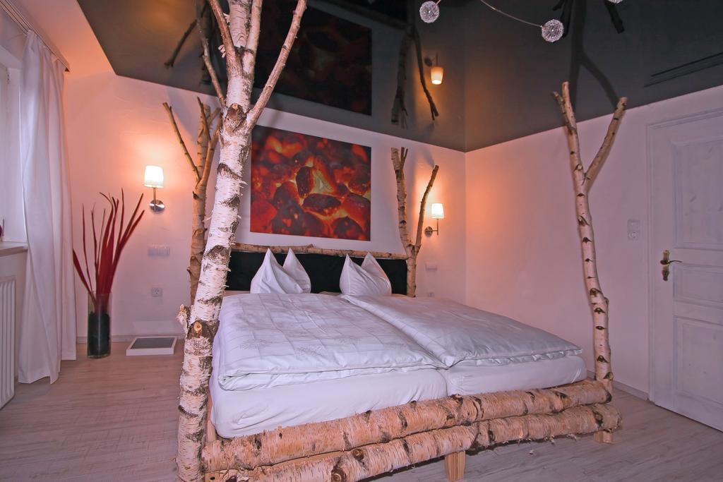 Hotel Restaurant Lindenhof Bad Laasphe Room photo